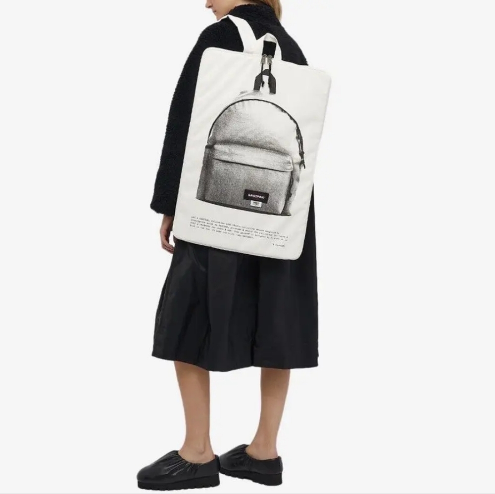 ⛔️*NEW* Margiela × Eastpak Collab - Oversized Poster Backpack - Picture 2 of 10